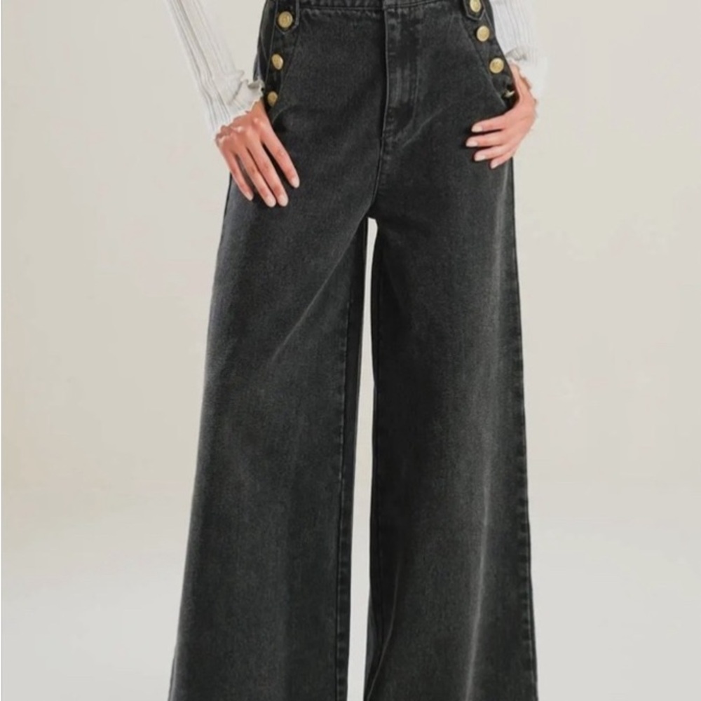 🩵NWT🩵 FREE MARKET WASHED BLACK HIGH WAISTED WIDE LEG BELL BOTTOM JEANS SZ M-28”